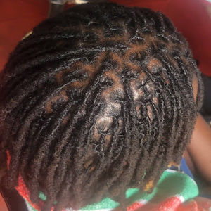 Meet your Posher, Elijah